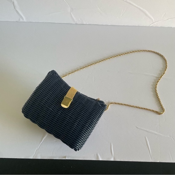 Vintage Au Courant Woven Basket Shoulder Purse Navy Blue w/ Gold Details - Picture 2 of 16